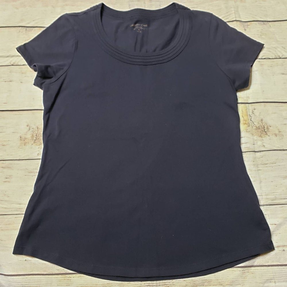 cotton navy t-shirt size medium